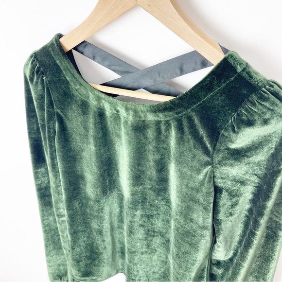 Anthropologie Dark Green Open-Back Velvet Top Size Extra Small - Picture 10 of 10